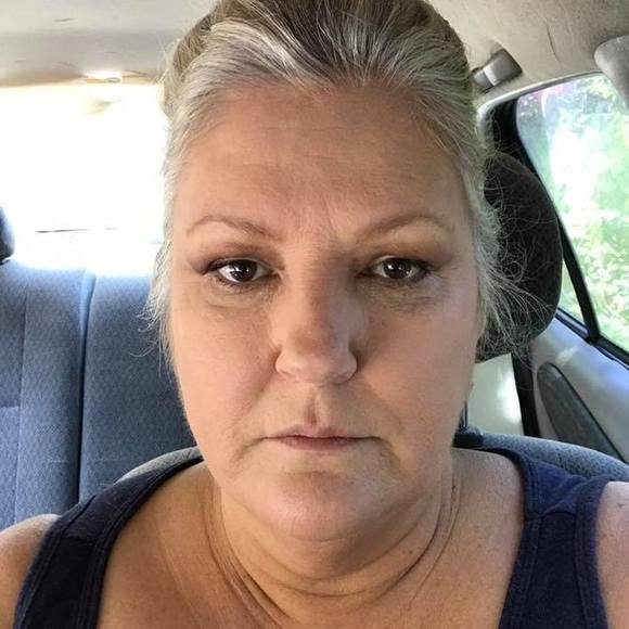 Meet your Posher, Lola - Picture 1 of 1